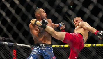 Blachowicz padl, Ulberg chce titulový zápas. Procházka všemu přihlížel