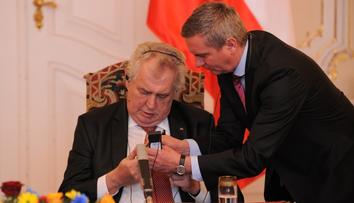 Ukrajinská ambasáda vzkazuje Zemanovi: Bandera je hrdina