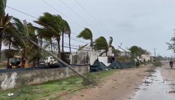 Cyklon Chido pohřbil na ostrově Mayotte stovky lidí. Je to apokalypsa, tvrdí úřady