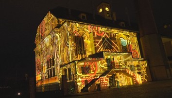Festival umění a světla rozzářil Plzeň. Projekce nabídly jedinečnou podívanou