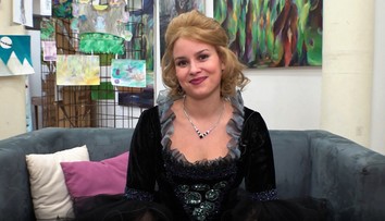 Kapří šupiny se z řízku špatně dostávají. Jak slaví Vánoce Roman Štabrňák a Patricie Pagáčová?