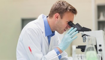Vědci hlásí přelom v léčbě rakoviny. Lék zmenšil nádory u většiny lidí