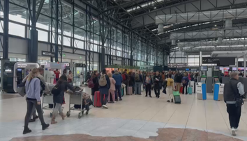 Zdražování letenek, hrozí i rušení tras. Češi to pocítí hlavně v létě a na podzim