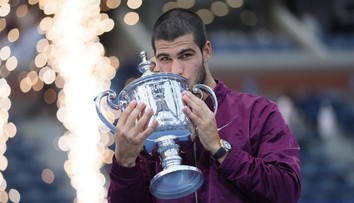 Alcaraz opět na trůnu, získal šestý grandslam. Vyrovnal slavného Beckera