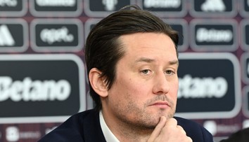 Změny ve Spartě! Rosický se vrací do funkce, pozice Tomáše Sivoka zanikla
