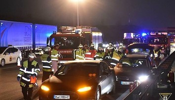Svojí Teslou zastavil druhé auto, jehož řidič byl v bezvědomí!