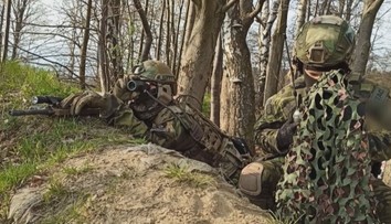 Armáda mění strategii. Elitní útvary si pečlivě vybírají členy, berou i ženy