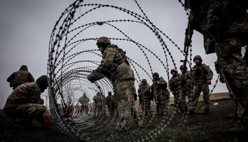 Ukrajinci hrají proti Rusům válečné bingo. Většinu políček už mají odškrtnutou