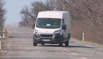 Řidičům komplikují život všudypřítomné výmoly. Situace je nejhorší za 15 let