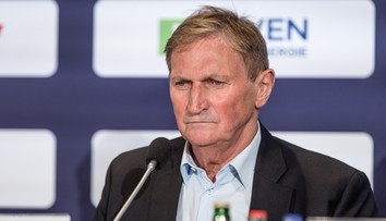 Hadamczik o kauze s bonusy za MS: Uklízečkám v rohu byste je taky dali?