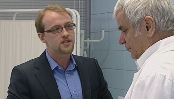 Lidé se loučí s Jiřím Laštovkou, rodině píší srdceryvné vzkazy