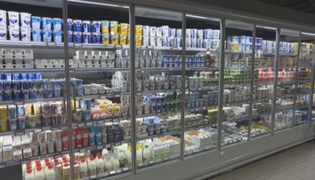 Známý výrobce potravin se dostal do potíží. Zavírá obchody a propouští lidi
