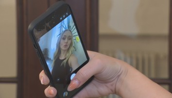 Vydírání, nadávky i nahá videa: Průzkum odhalil mrazivé chování dětí na internetu