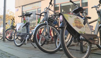 Lidé zuří kvůli elektrokolům ve městech. Ostrava jim udělala přítrž. ANKETA