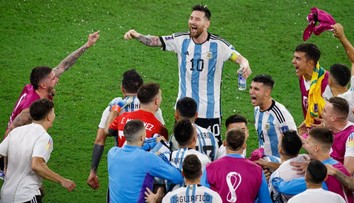 Fotbalisté Argentiny bujaře oslavili postup přes Austrálii