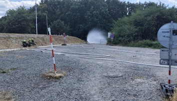 Únik plynu v Praze: Policie evakuovala obchod, zavřela celou ulici