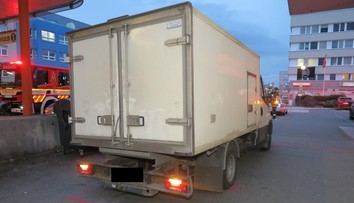 Cizinec měl ve Zlíně dodávkou srazit dvě seniorky. Byl na kokainu