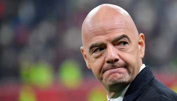 Revoluce ve fotbale padá! Infantino odpískal megaprojekt za 460 miliard