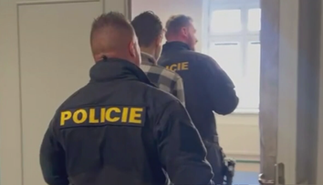 Muž podezřelý z vraždy batolete je ve vazbě. Hrozí mu i výjimečný trest