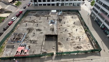 Ústečtí zastupitelé našli využití staveniště v centru města. Opozice však nesouhlasí