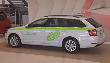 Češi si zamilovali sdílení aut! Nestarají se o ně, neplatí parkovné