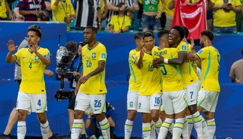 Brazílie–Japonsko ON-LINE: Kanárci jdou do akce bez zraněného Raphinhy