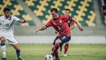 Návrat kapitána? Elitní záložník přislíbil, že reprezentaci pomůže v baráži o MS