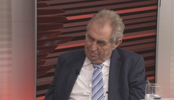 Exprezident Zeman narazil se stížností na ÚVN. Nemocnice skartovala dokumenty