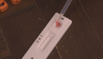 Vědci vyvíjí průlomový test na rakovinu. V lékárnách by si ho mohl koupit každý