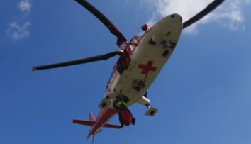 V Krkonoších spadla paraglidistka. Na místě zasahoval vrtulník