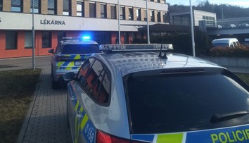 Poplach ve zlínské nemocnici. Zasahovalo velké množství policistů