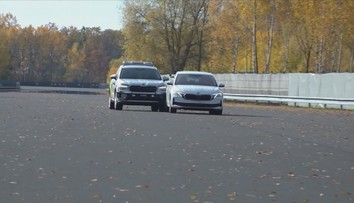 Dramatická honička: Policie do ujíždějícího auta musela vrazit služebákem