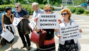 Domy po H-Systemu správce rozčlenil, výkup bytů vyjde dráž!