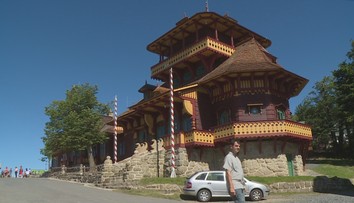 Unikátní obnova. Architekti opravili vyhořelou roubenku Libušín
