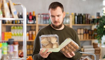 Do obchodů se dostaly houby s nebezpečnou bakterií. Nejezte je, varuje inspekce