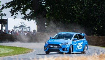 Ford ladí Focus RS - nabízí elektronickou ruční brzdu