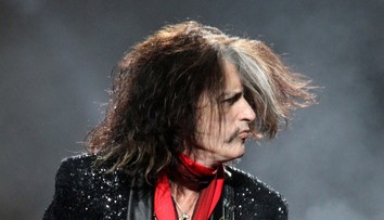 Kytarista Aerosmith zkolaboval na scéně před zraky diváků