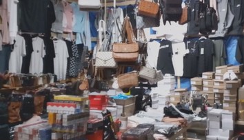 Celníci zasahovali na tržnici u Chebu. Našli padělky za desítky milionů korun