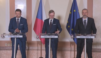 Vláda projedná zákon o lobbingu. Řešit bude i nevydávání víz Rusům a Bělorusům
