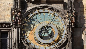 Pražský orloj se na několik měsíců zastaví. Naplní se proroctví?