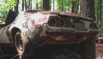 Z vrakoviště muzeum: Turisté v Americe obdivují odstavené vozy