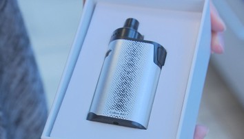 Pravidelně kouří každý čtvrtý Čech. Zdraží i levnější nikotinové alternativy