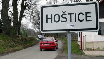 Herečka ze Slunce, seno před soudem! Hoštice podle soudu připravila o miliony