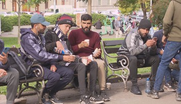 Hlavní nádraží v Praze je znovu pod náporem migrantů, chtějí na Západ
