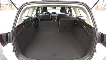 Prostorné rodinné auto pod 350 tisíc? Je z čeho vybírat