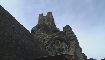 Otevřely se hrady, zámky, muzea a galerie. Skupinové prohlídky ale hned tak nebudou