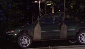DRSNÉ DRAMA: Policejní vrtulník honil zloděje. Ujeli mu do lesa, kde se zastřelili