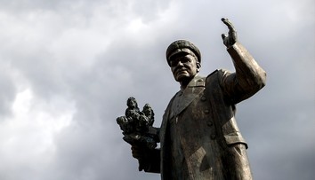 Rusko "zoufale" hledá sochu Koněva. Česko se mu vysmálo: Stačí pár vteřin na internetu
