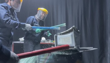 Dům hněvu láká stresaře. Rozbil jsem si pár věcí a jsem šťastnější, říká návštěvník