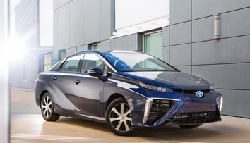 Velké plány Toyoty - chce vyrábět 5,5 milionu elektrických aut ročně